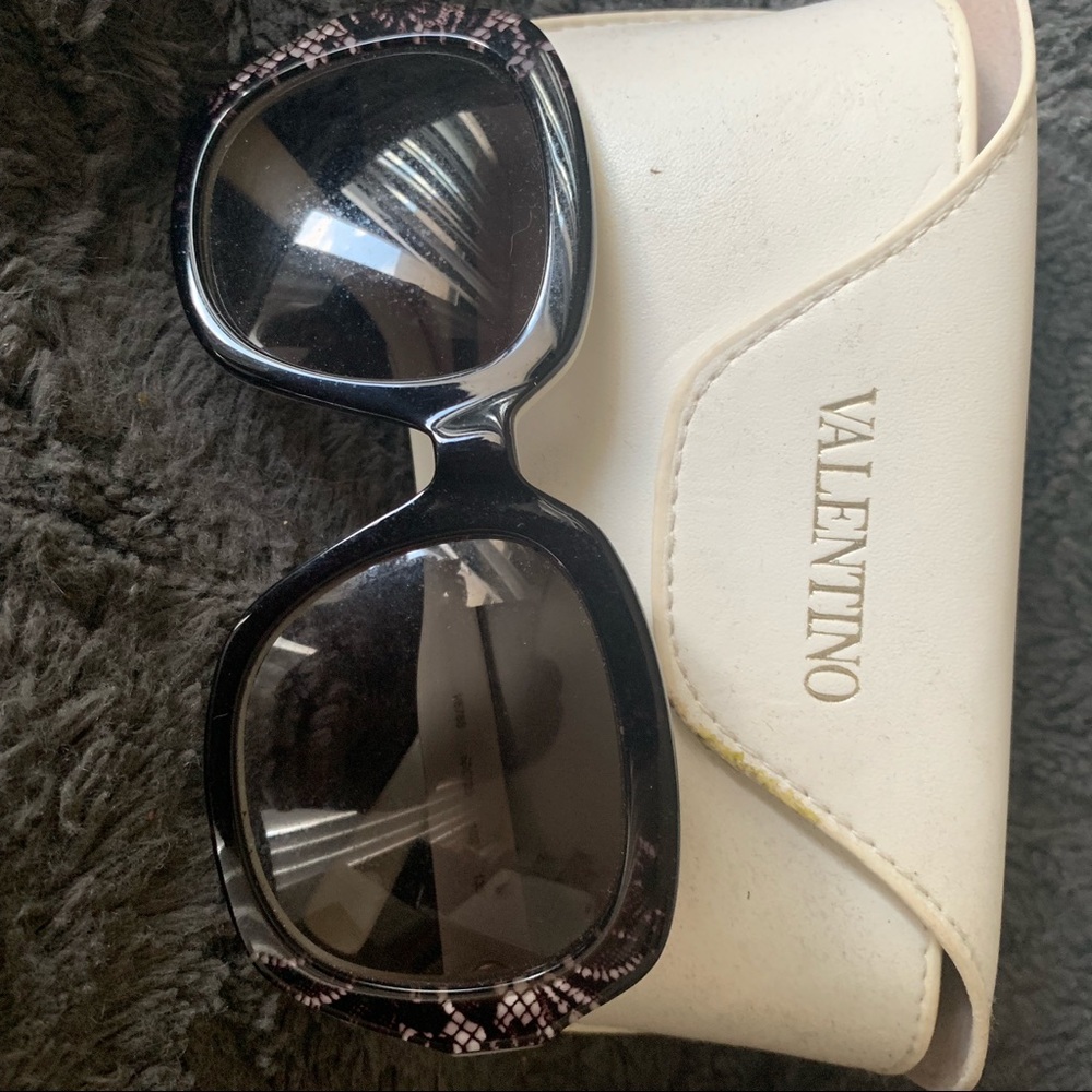Valentino women sunglasses
